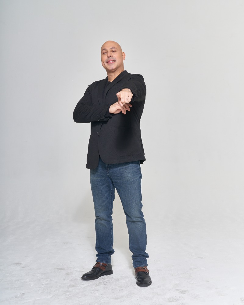 MARK VIERA HEADLINES !