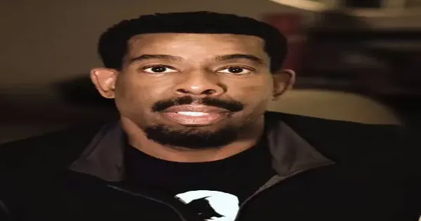 Derek Humphrey Elle Orlando Subhah Agarwal Chuck Nice